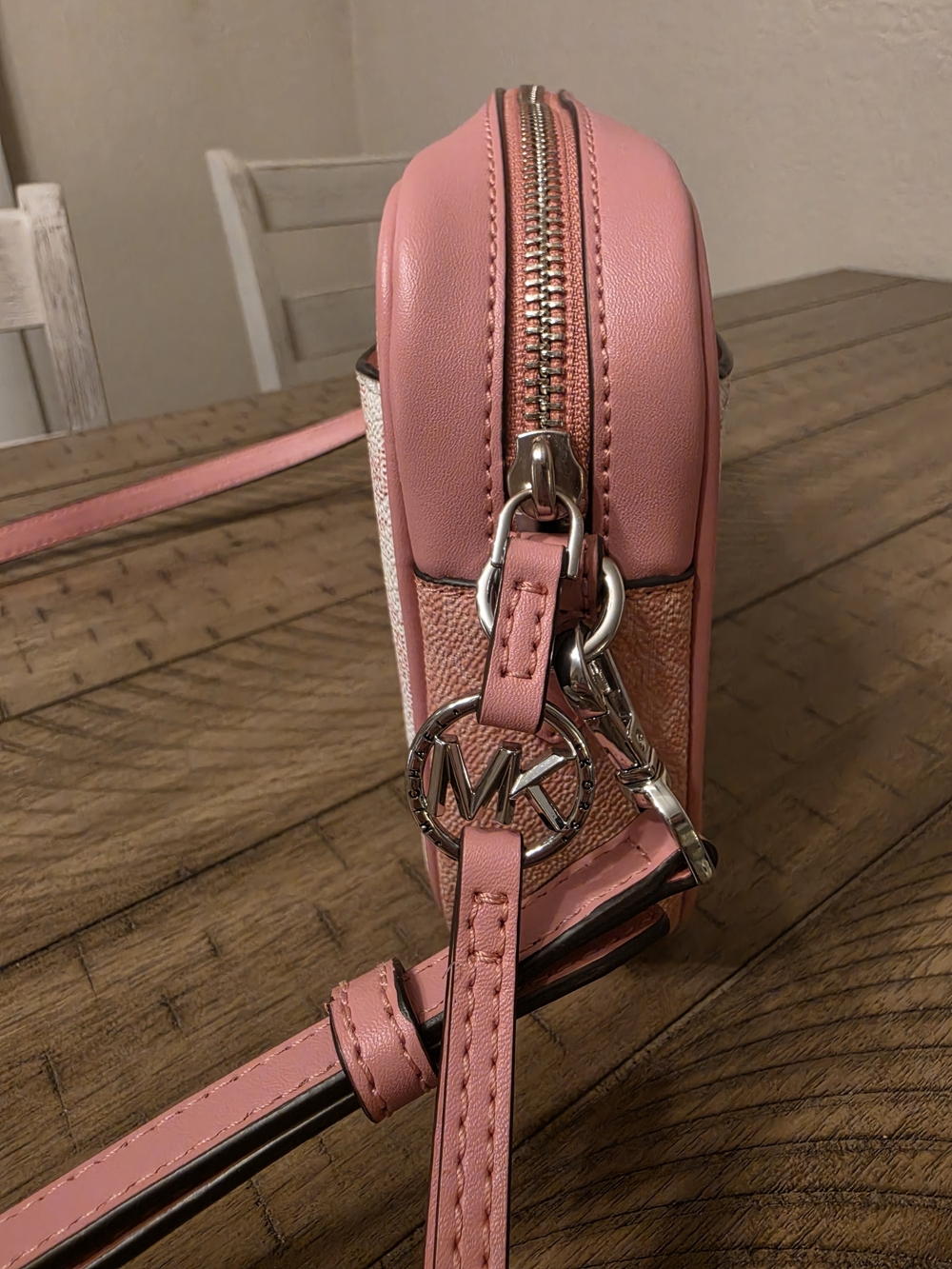 Michael Kors Pink Signature MK Logo Crossbody - Picture 5 of 6